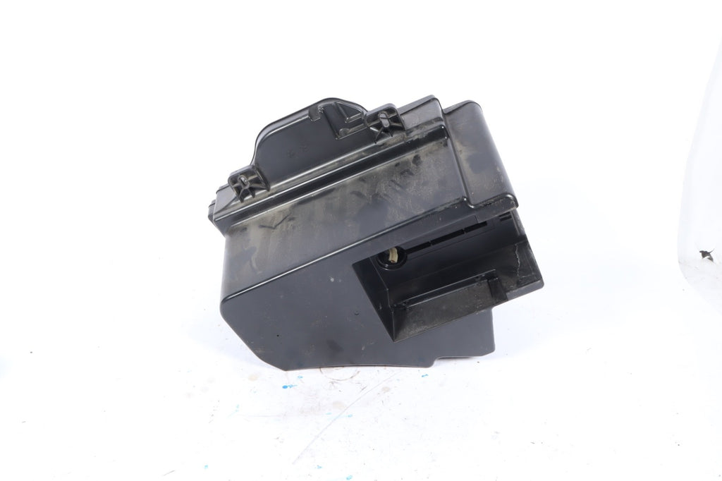 05-2009 Land Rover Range Rover Harman/Kardon Logic 7 Subwoofer Speaker XQA500050