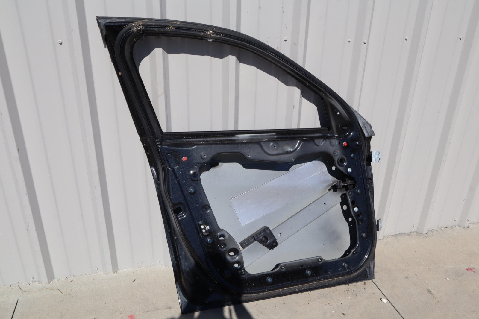 17-25 ALFA Romeo Stelvio Front Left Driver Exterior Door Shell Panel Gray Oem