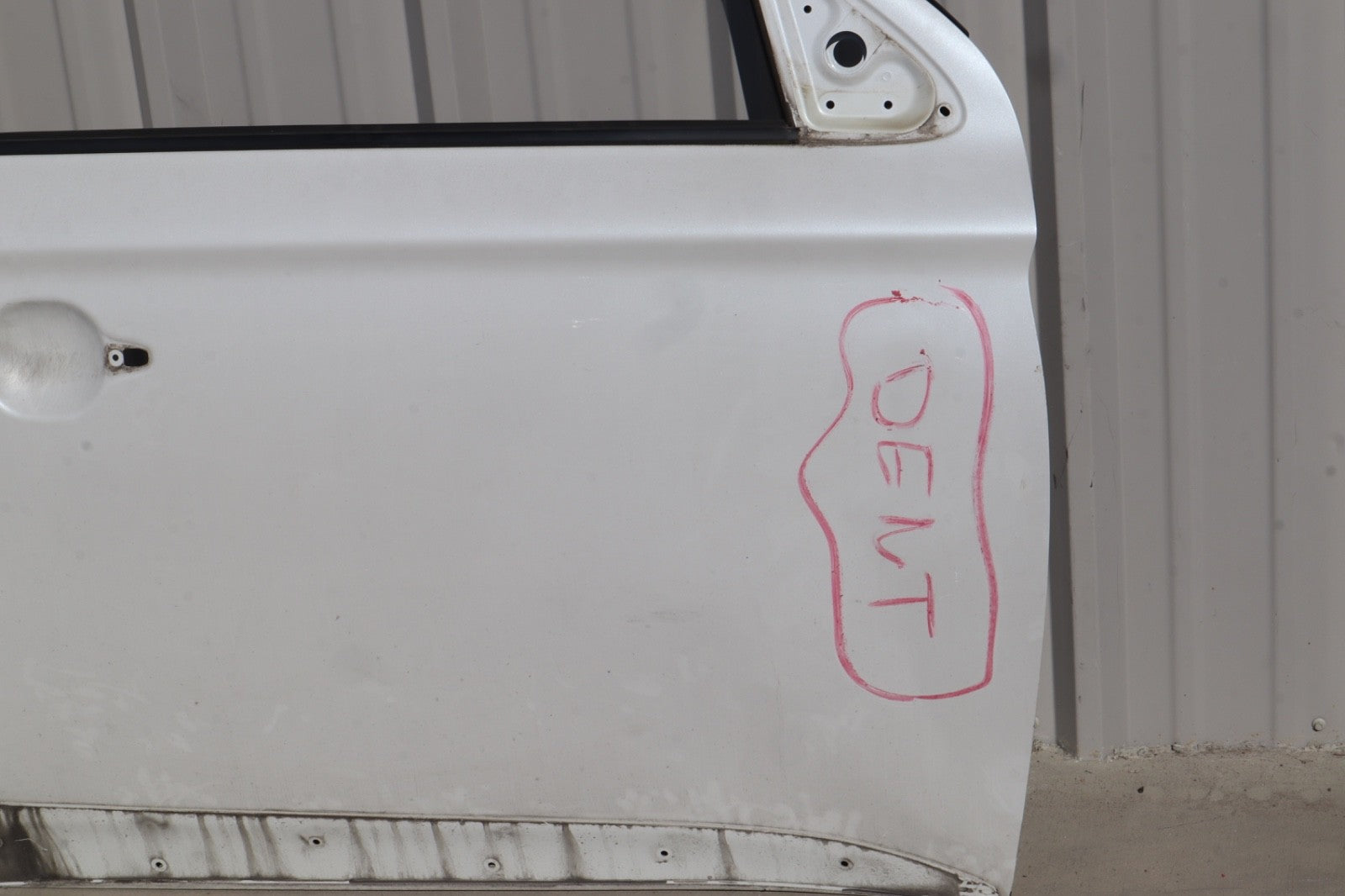 2016-2020 MITSUBISHI OUTLANDER FRONT PASSENGER SIDE DOOR SHELL PANEL OEM
