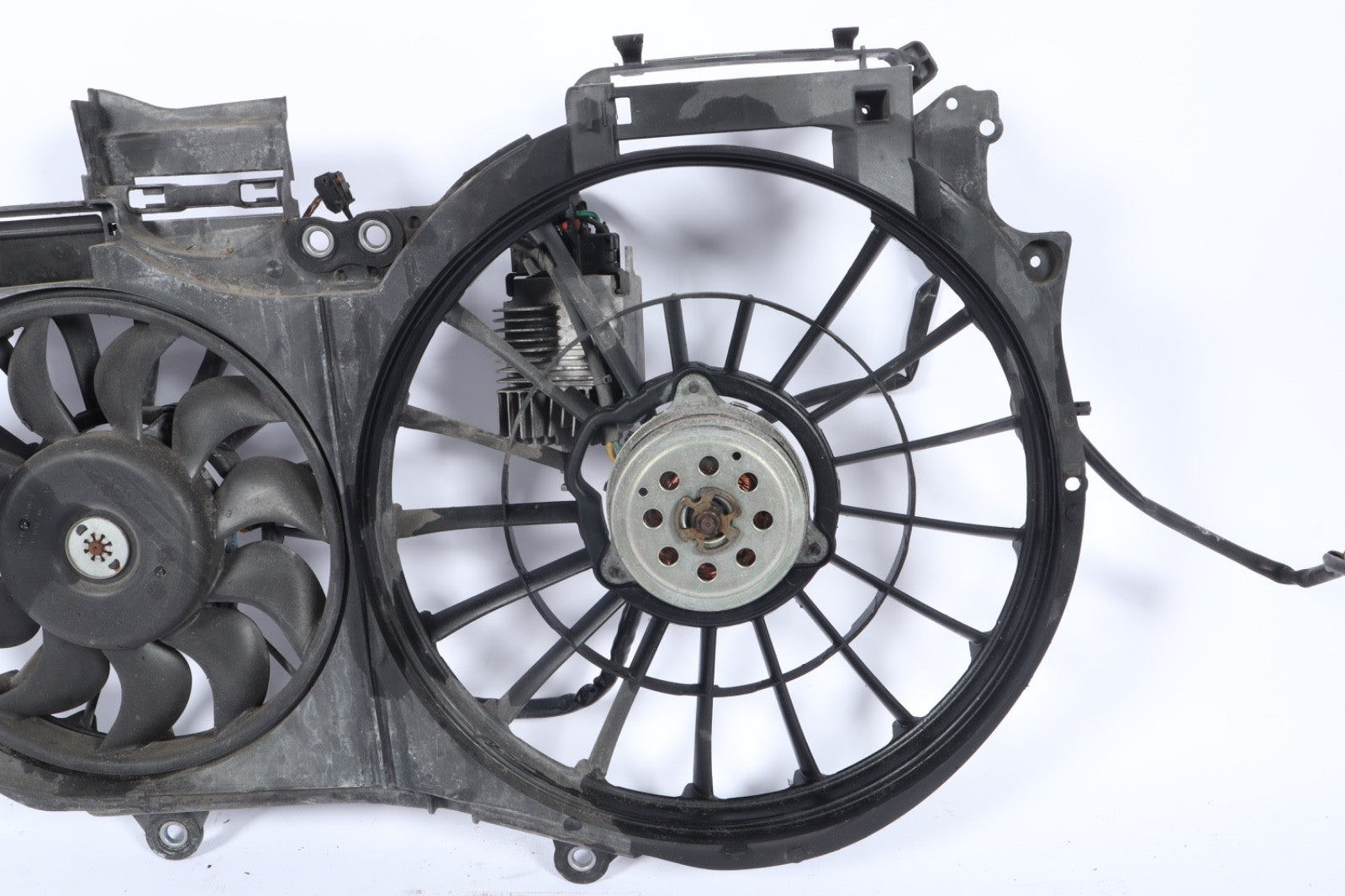 2005-2011 Audi A4  A6 Radiator Motor Cooling Fan 3.2L Assembly OEM