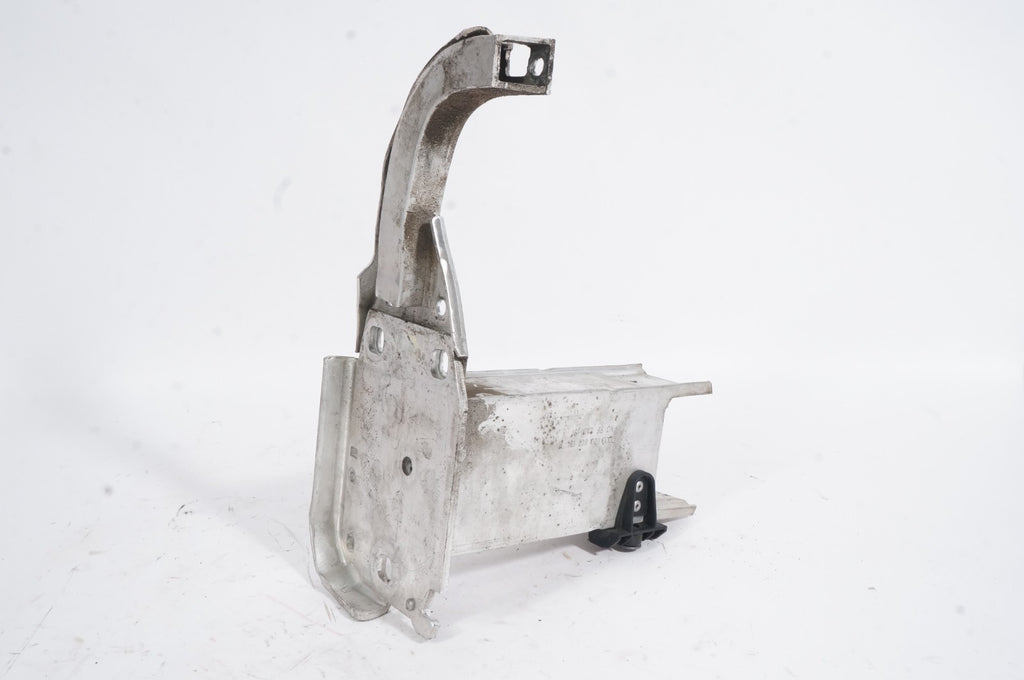 2012-2018 AUDI A6 A7 S6 S7 RS7 (C7 4G8) RIGHT FRONT BUMPER REINFORCEMENT BRACKET