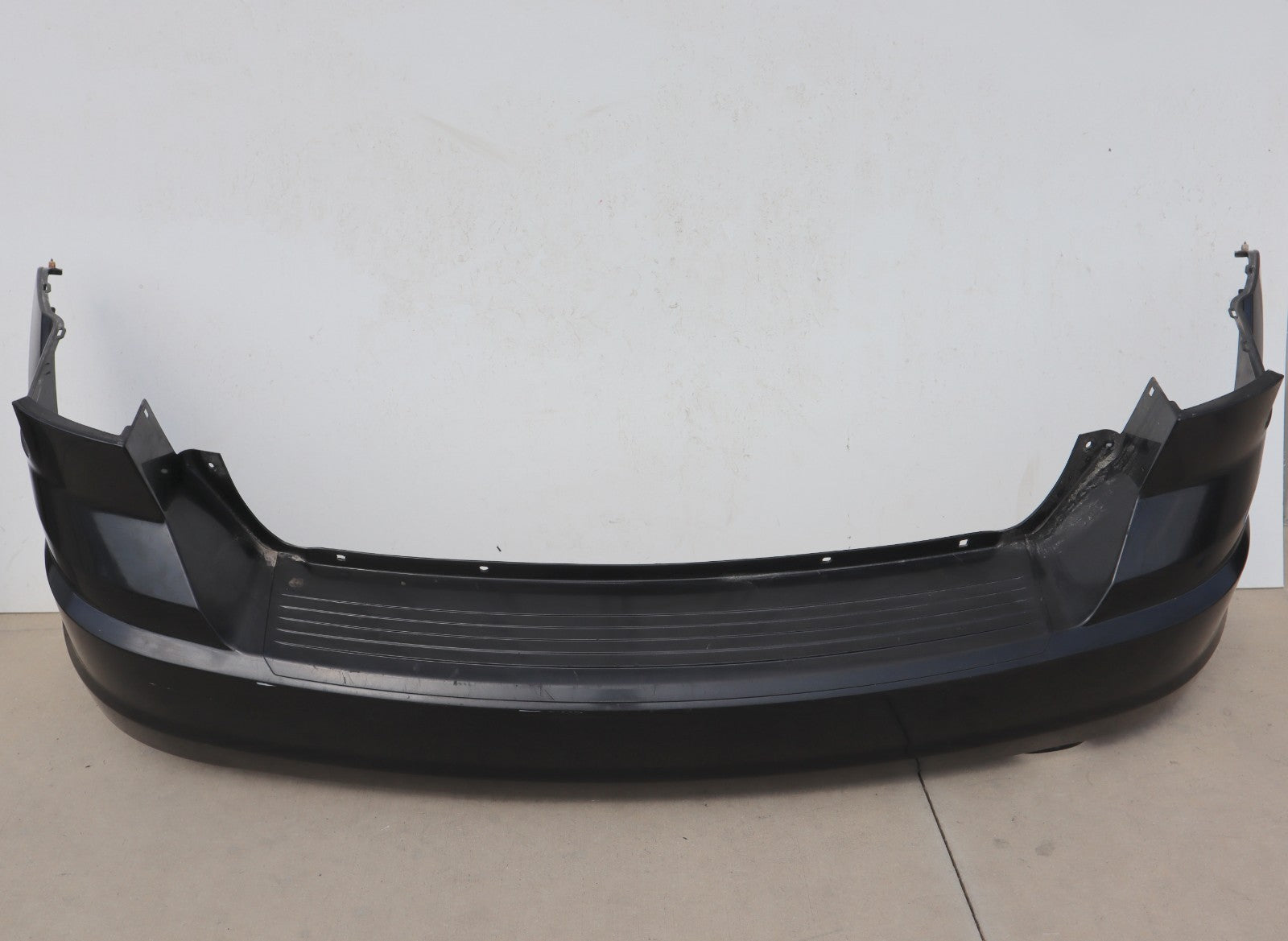 2009-2019 DODGE JOURNEY REAR BUMPER COVER OEM ONLY PICK UP!!!
