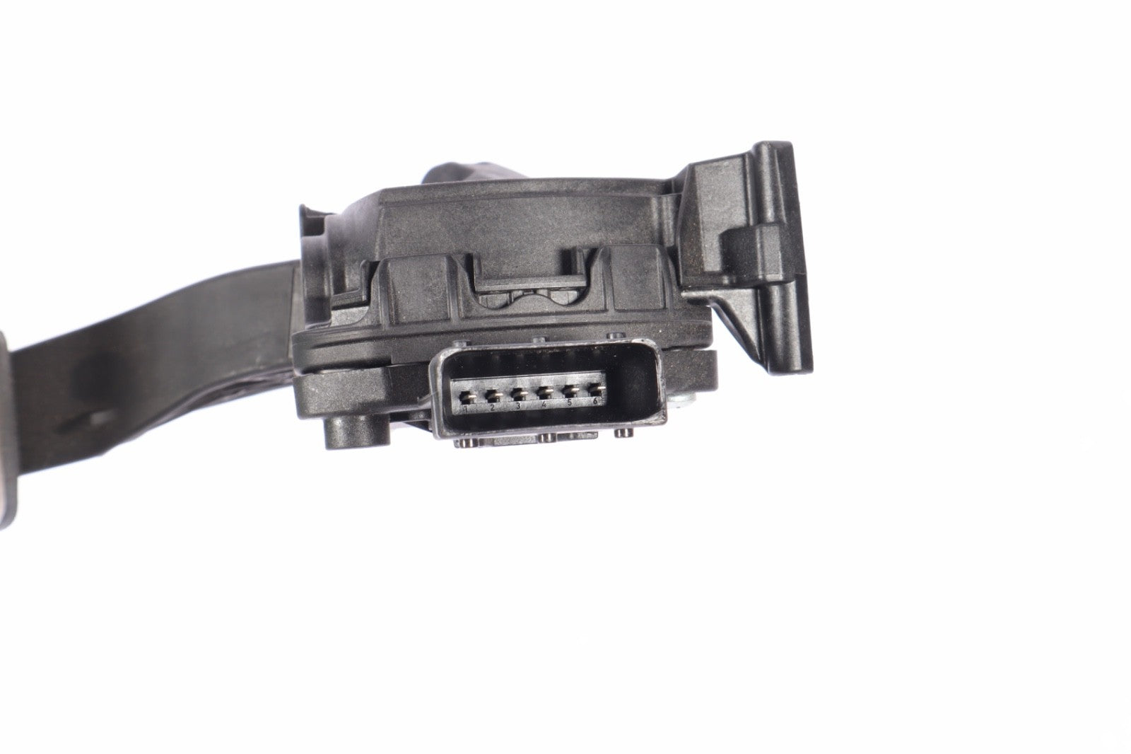 2016–2019 BUICK CASCADA Accelerator Gas Pedal OEM 13252702