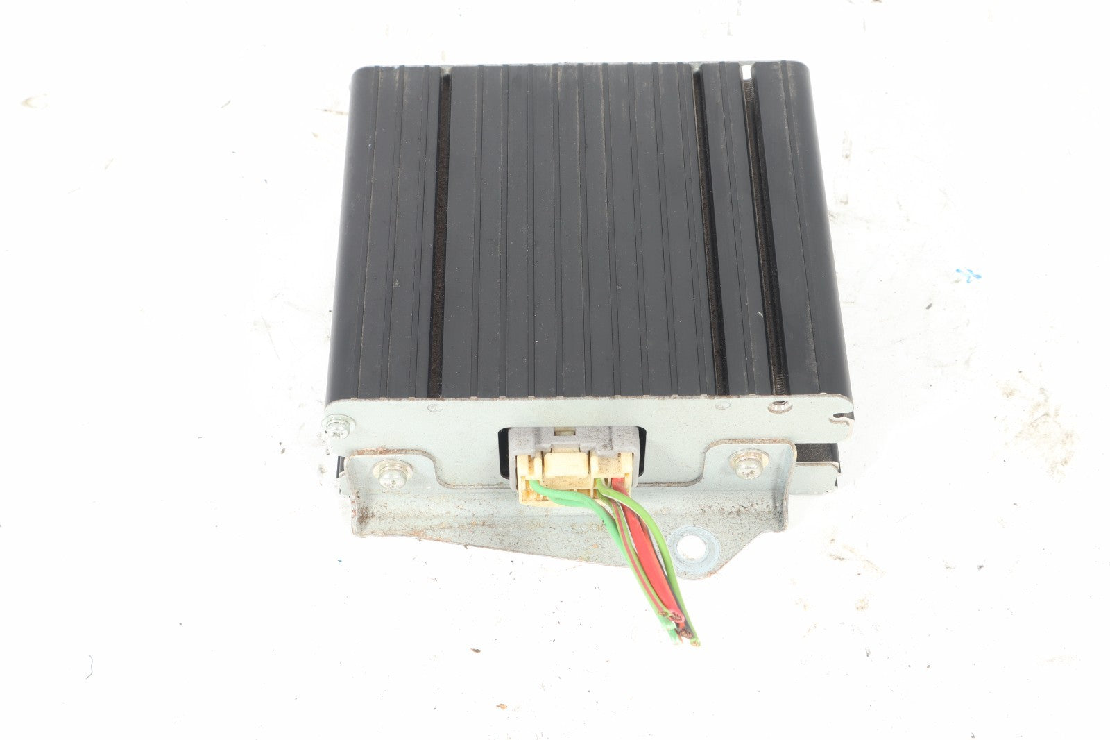 2008-2018 DODGE GRAND CARAVAN AUDIO EQUIPMENT RADIO AMPLIFIER OEM