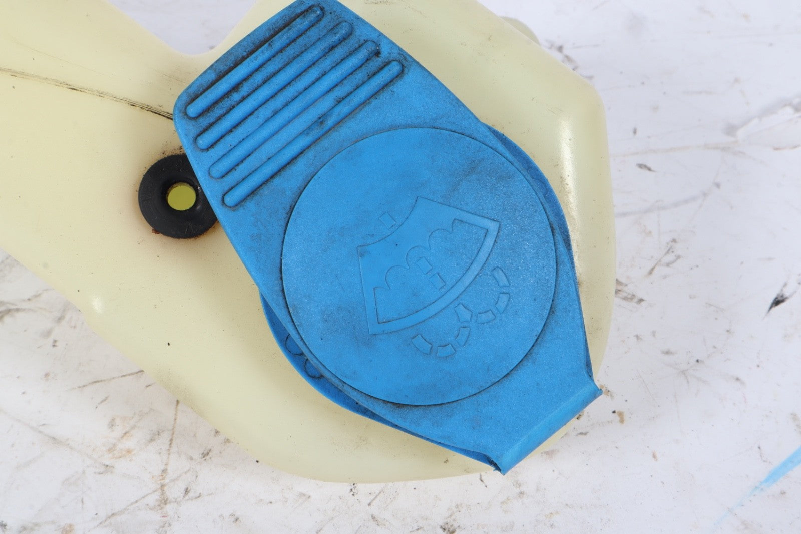 2002-2005 AUDI S4 A4 QUATTRO UPPER RESERVOIR OEM 8E0955453A0