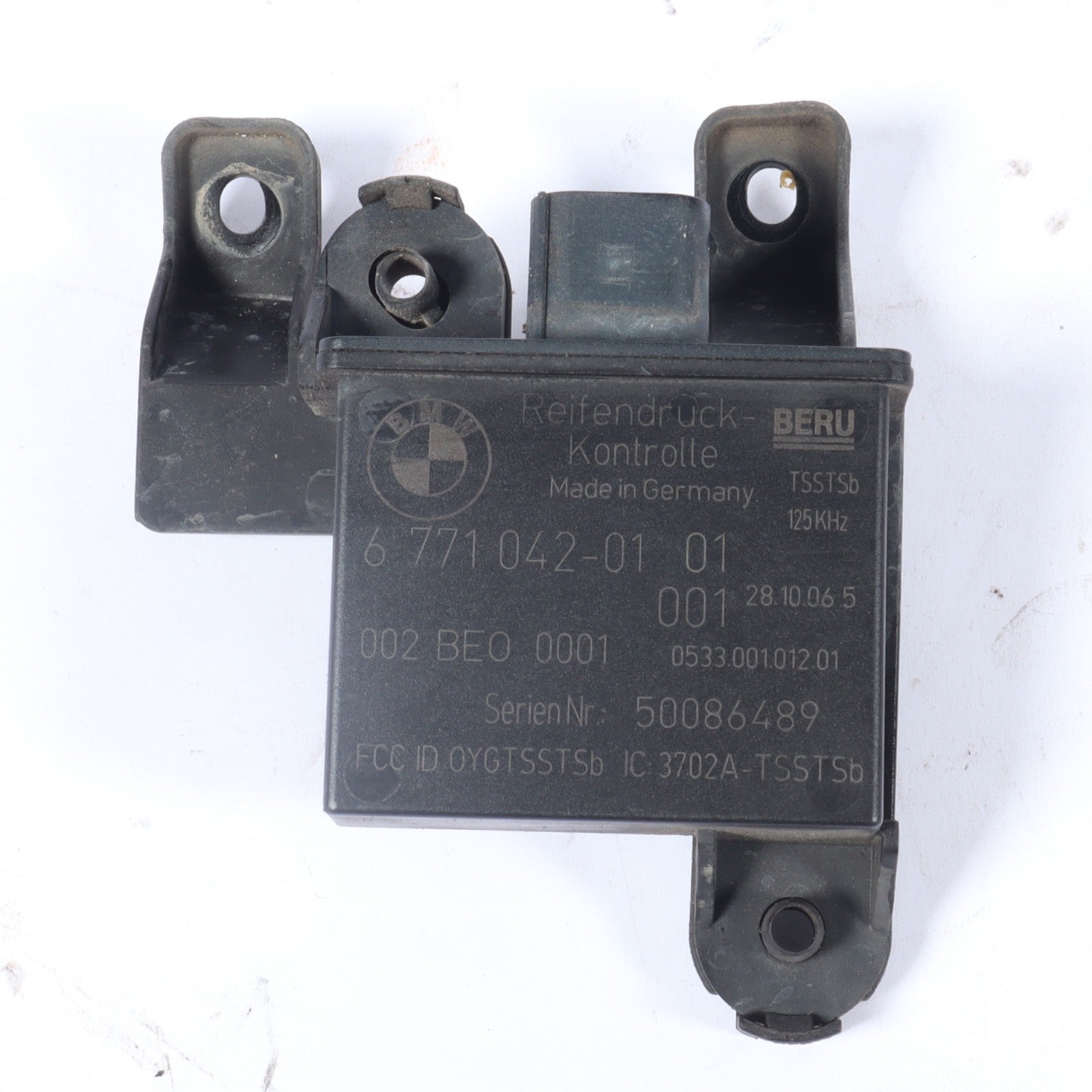 2004-2010 BMW E63 E64 E83 TPMS Sensor Transmitter Module OEM 6771042-0101 OEM