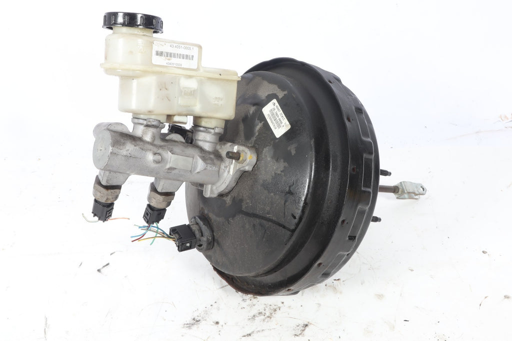 2005 NISSAN ARMADA POWER BRAKE BOOSTER MASTER VACUUM ASSEMBLY OEM 46007ZC01C