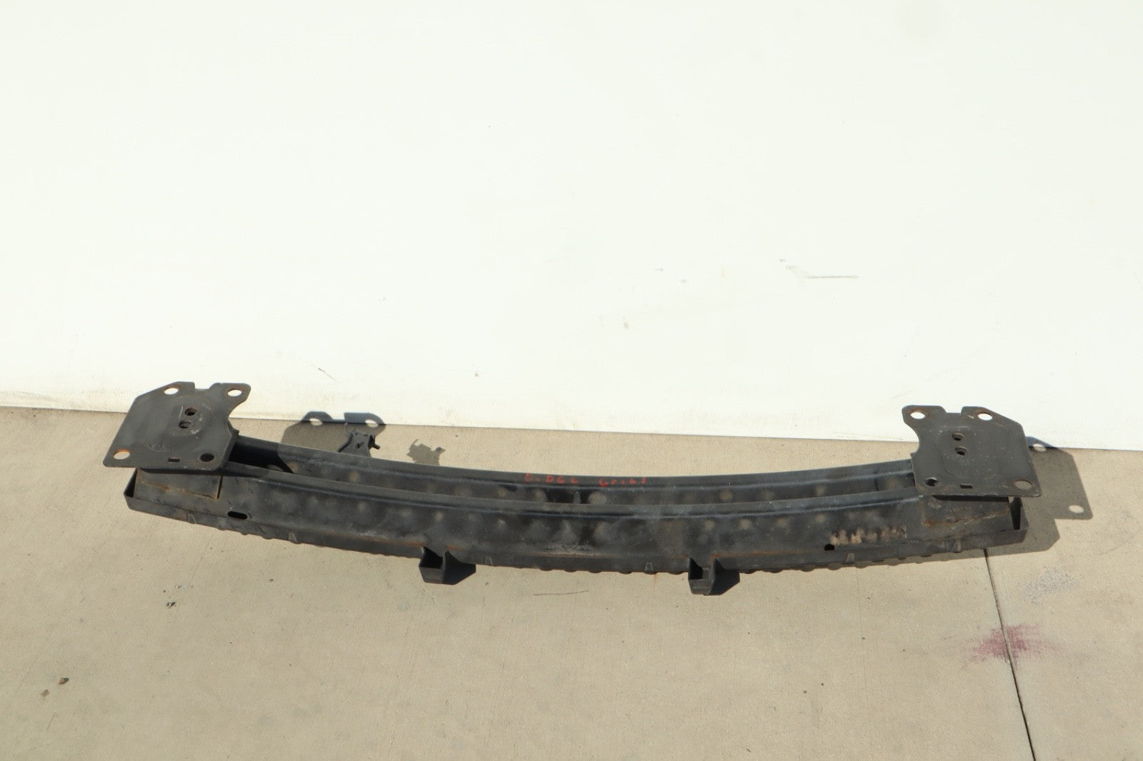 08-20 DODGE GRAND CARAVAN FRONT BUMPER IMPACT REBAR REINFORCEMENT BAR BEAM OEM