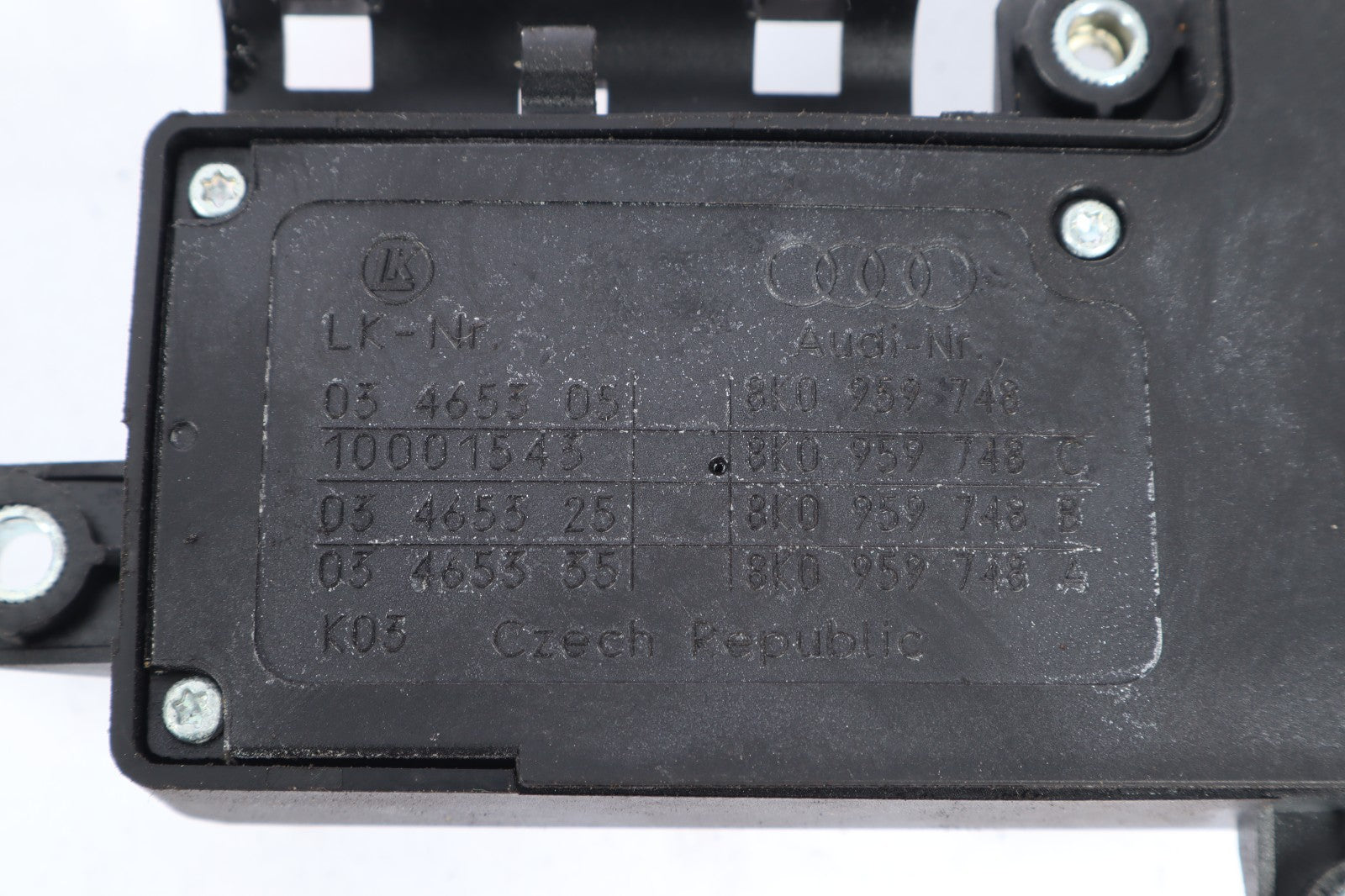 2009-2017 AUDI Q5 FrRONT RIGHT PASSENGER SEAT  ADJUSTMENT SWITCH OEM