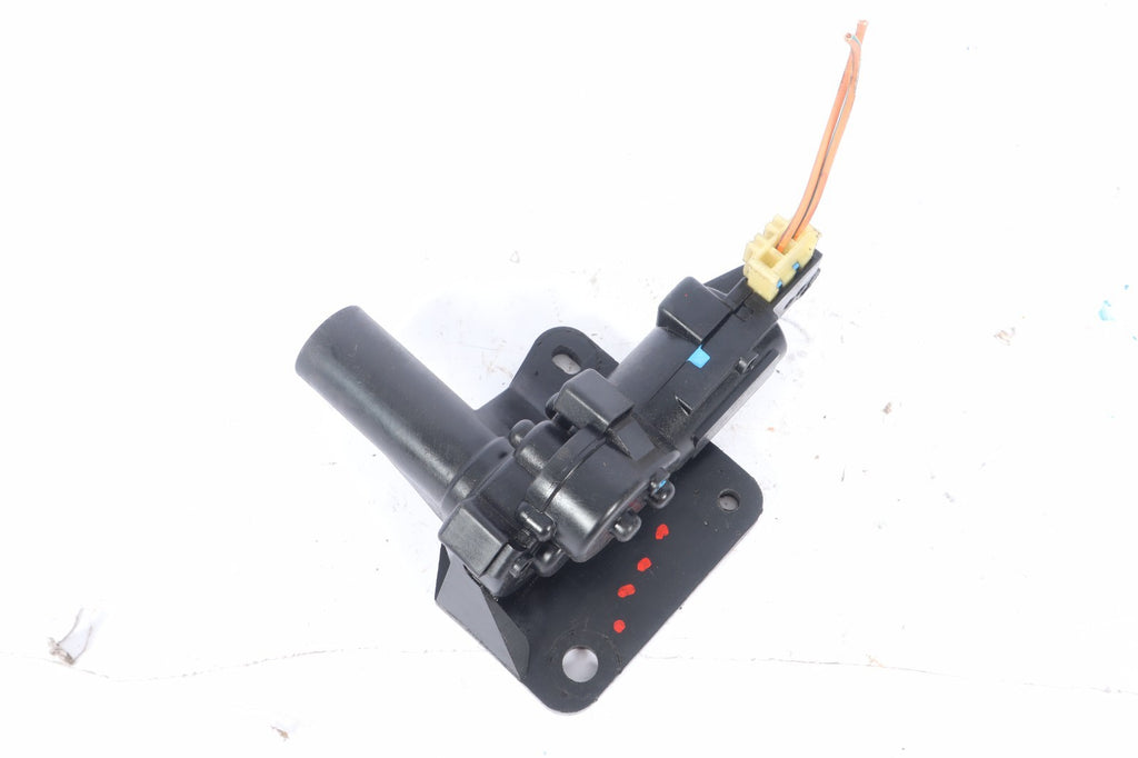1996-2000 TOWN COUNTRY GRAND CARAVAN REAR RIGHT QUARTER WINDOW ACTUATOR MOTOR