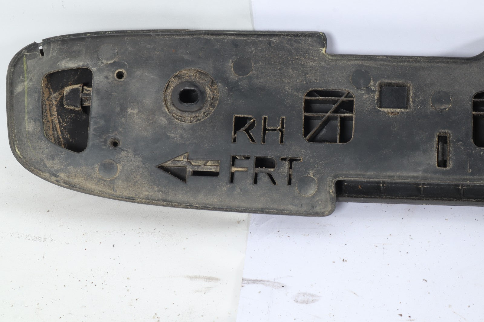 2011-2020 DODGE GRAND CARAVAN RIGHT ROOF LUGGAGE CARRIER SIDE RAIL OEM