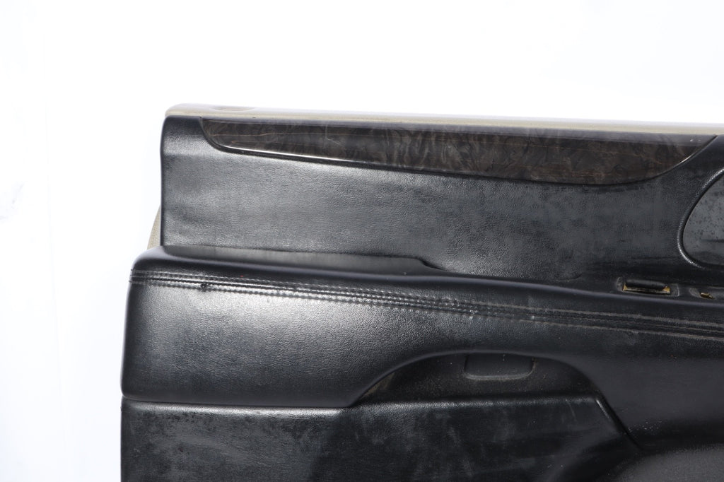 2011-2016 TOWN & COUNTRY / GRAND CARAVAN FRONT RIGHT SIDE DOOR PANEL TRIM OEM