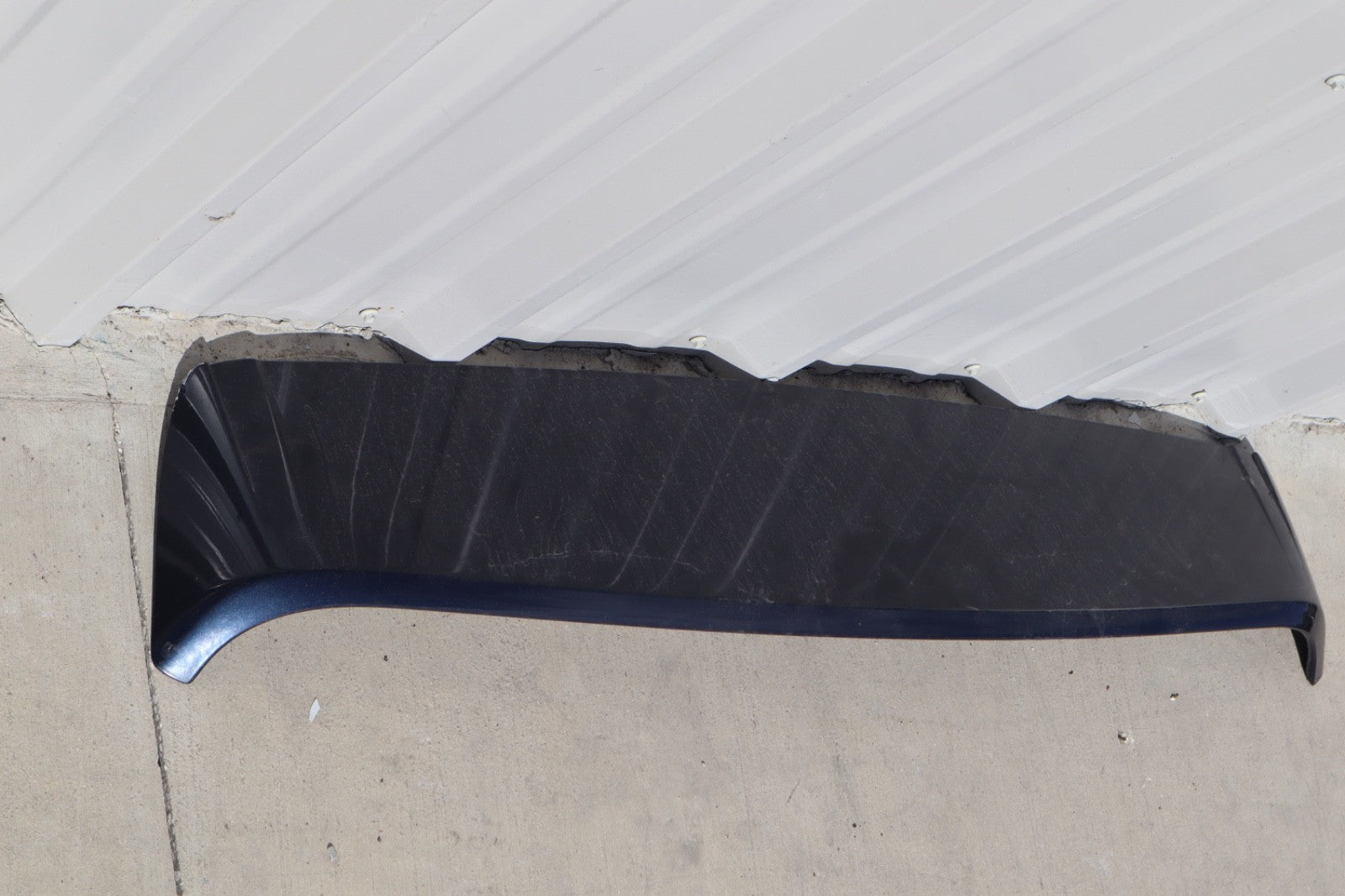 2003 - 2006 Porsche Cayenne Spoiler Third Brake Light Wing OEM