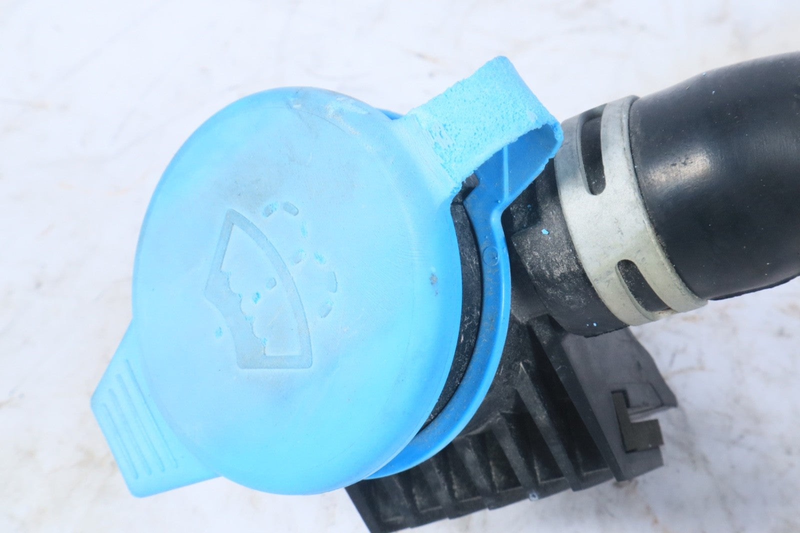 2018 - 2025 ALFA ROMEO STELVIO WINDSHIELD WASHER FLUID RESERVOIR OEM