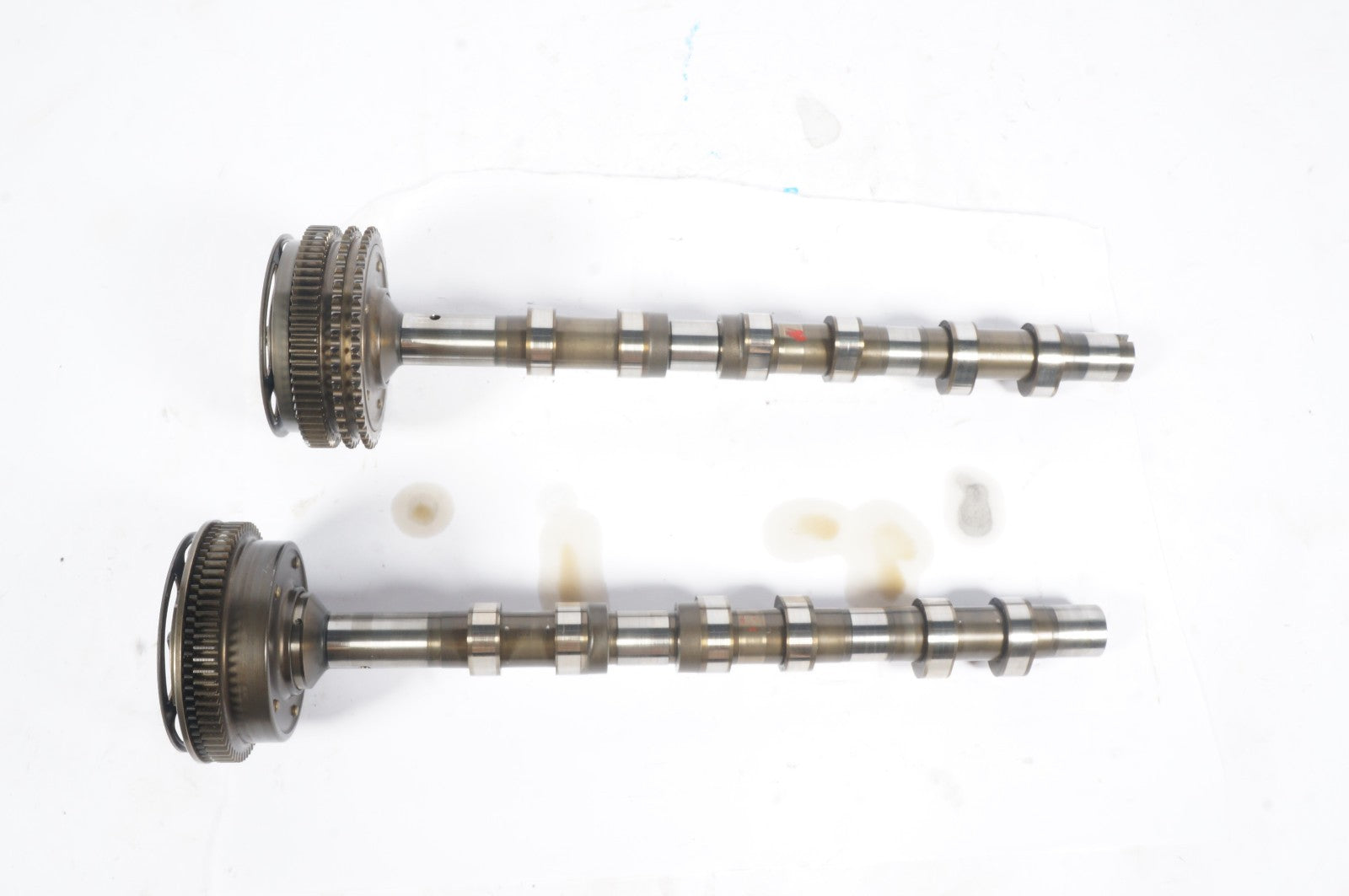 Mercedes W204 C300 SLK280 Left Intake & Exhaust Camshaft Cam Shaft Set OEM
