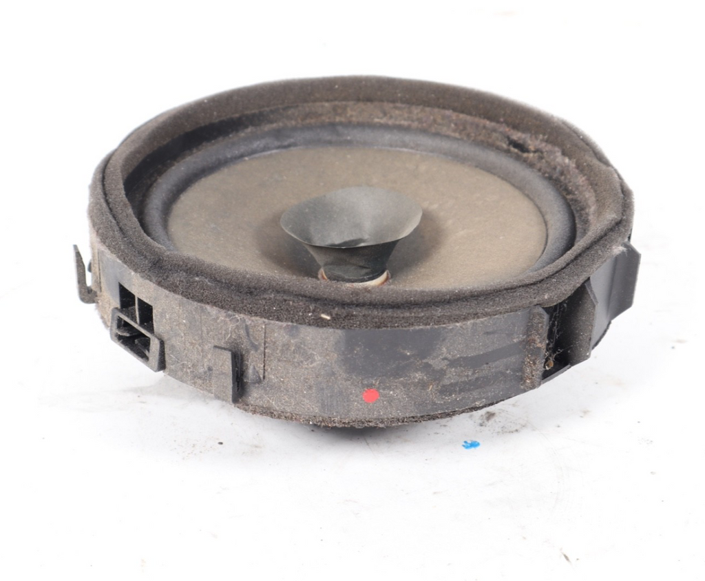 2008 - 2020 MITSUBISHI OUTLANDER FRONT LEFT SIDE DOOR PANEL AUDIO SPEAKER OEM