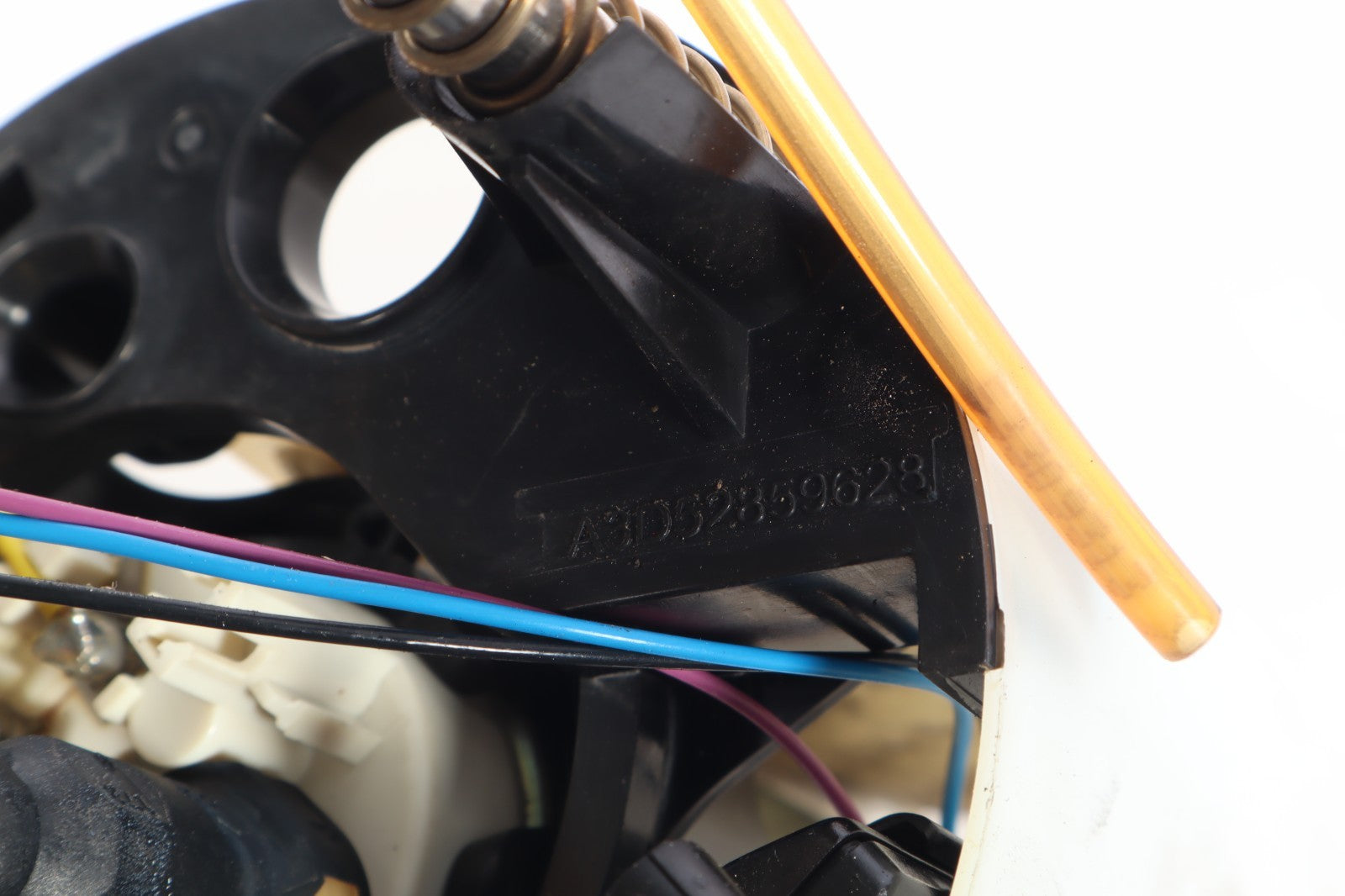 2007-2010 BMW X3 FUEL PUMP ASSEMBLY OEM