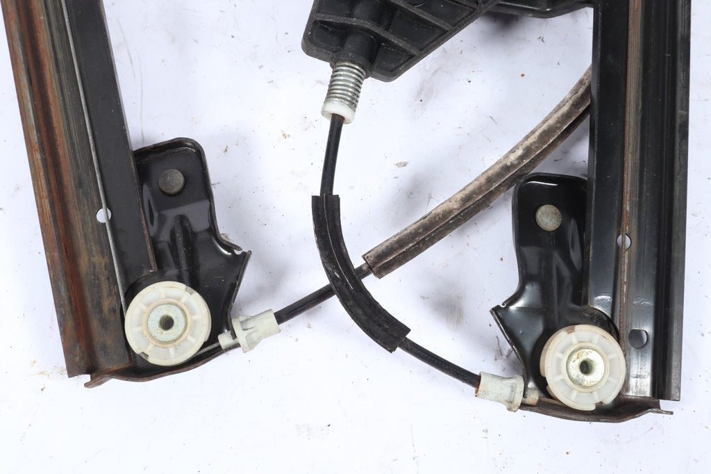 2013-2020 NISSAN PATHFINDER FRONT RIGHT SIDE DOOR WINDOW REGULATOR W MOTOR OEM