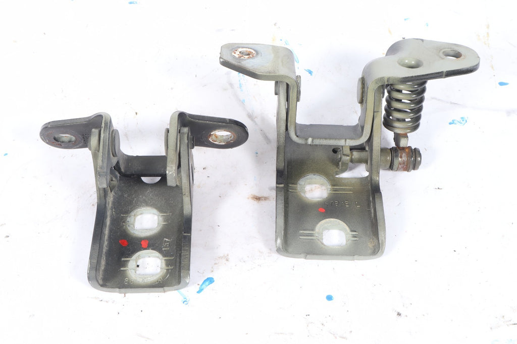 2008-2020 GRAND CARAVAN TOWN COUNTRY FRONT RIGHT PASSENGER DOOR HINGE PAIR OEM