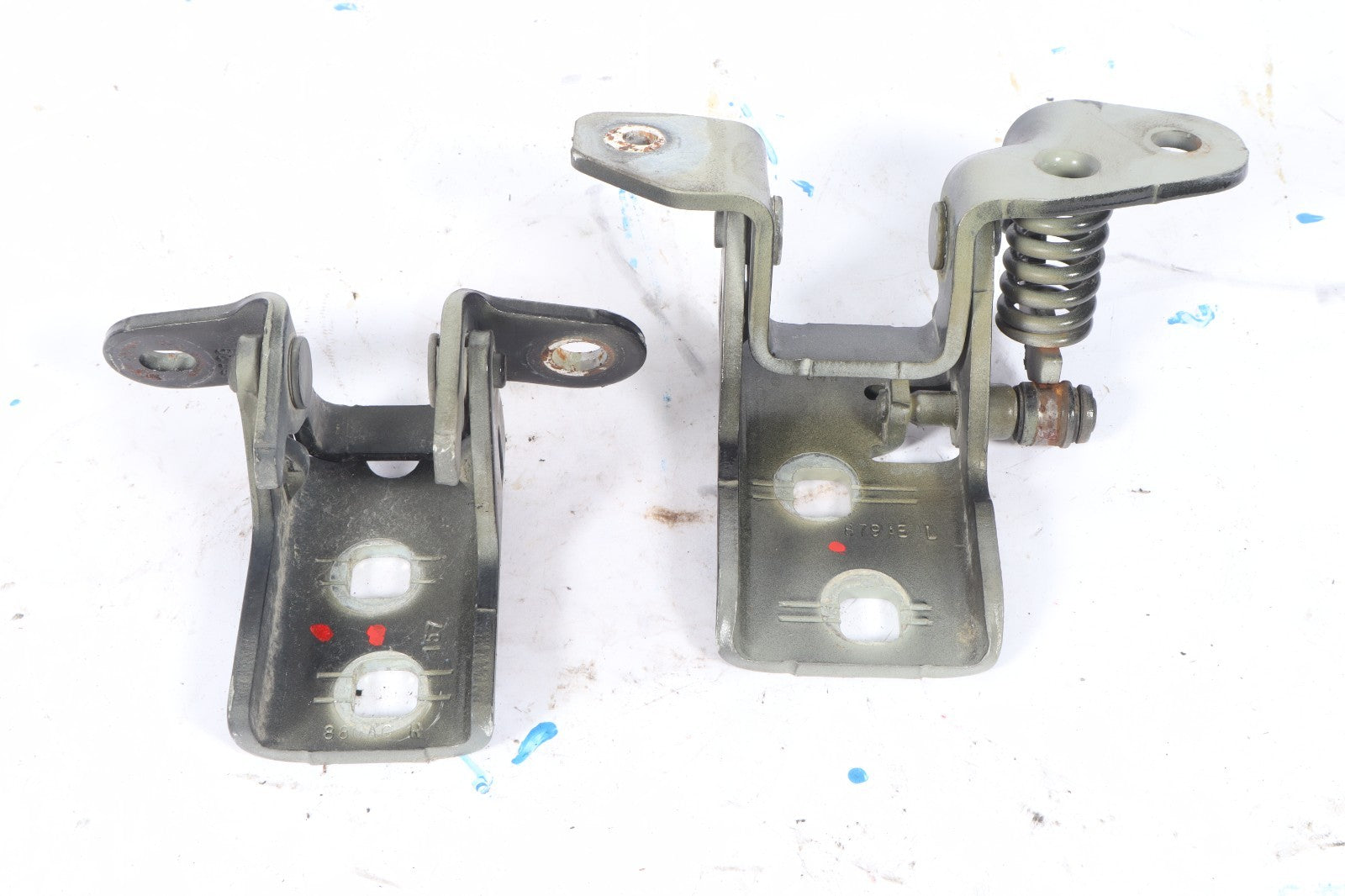 2008-2020 GRAND CARAVAN TOWN COUNTRY FRONT RIGHT PASSENGER DOOR HINGE PAIR OEM