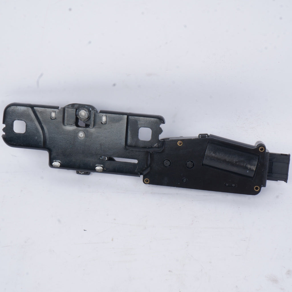 2011-2018 Audi A8 S8 A7 A6 Quattro Trunk Latch Lock Striker Plate 4H0827383A OEM