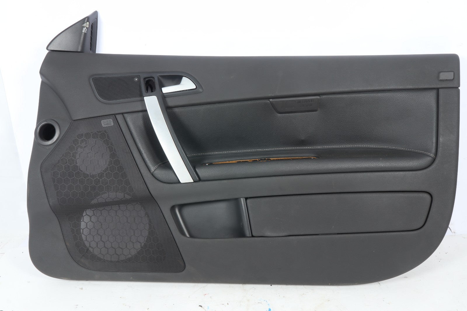 2011-2013 VOLVO C70 FRONT RIGHT PASSENGER SIDE INTERIOR DOOR TRIM PANEL OEM
