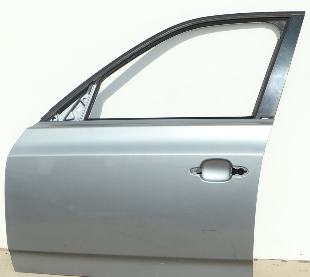 2004-2010 BMW X3 E83 Front Left Driver Side Door Shell  OEM ONLY PICK UP!!!