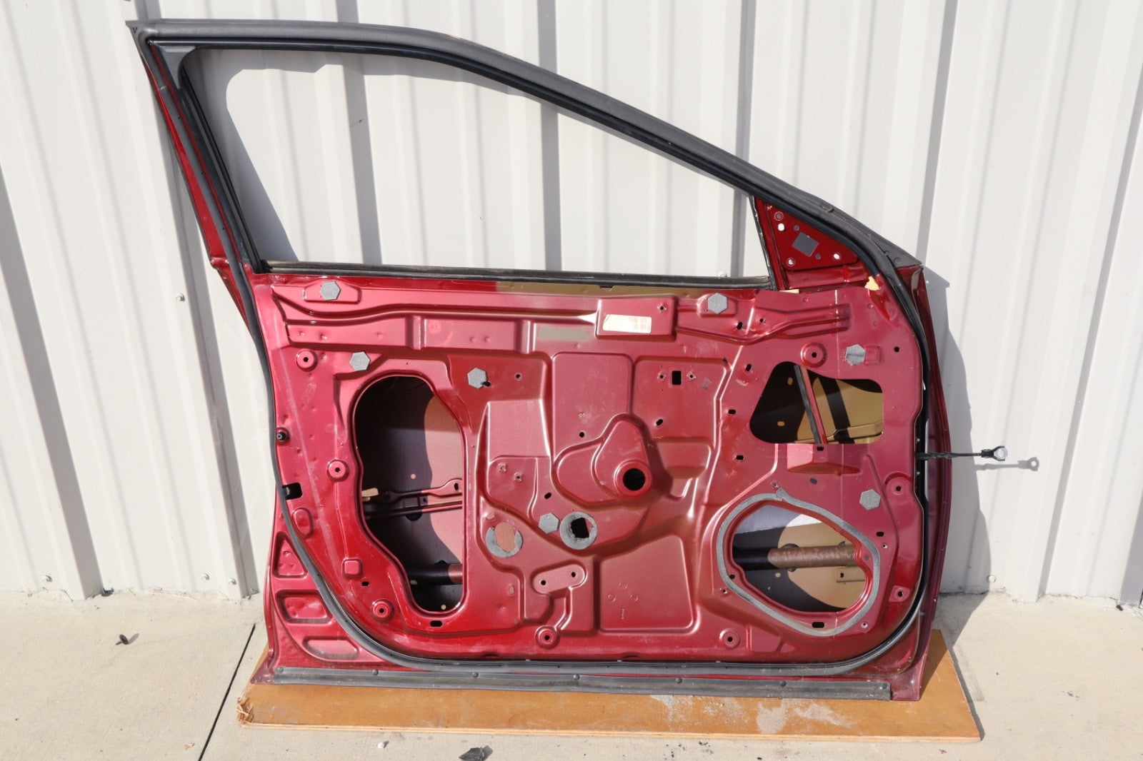 2016-2019 NISSAN MAXIMA FRONT LEFT SIDE DOOR SHELL COVER RED METALLIC OEM