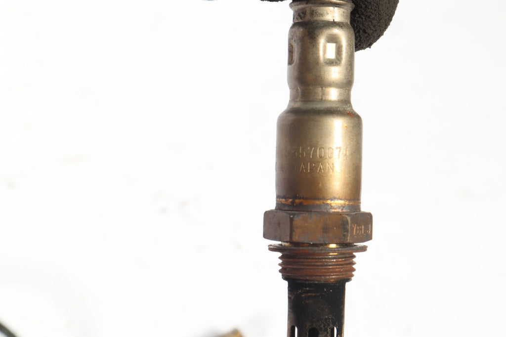 2016-2019 BUICK CASACADA EMISSION O2 SENSOR 55570074 OEM