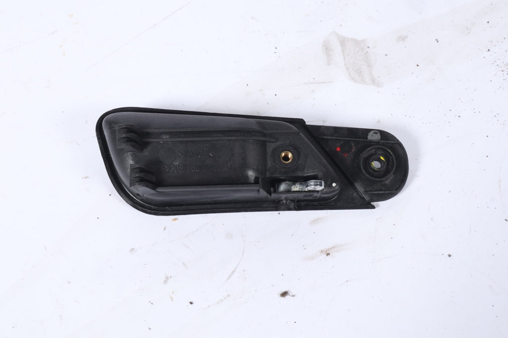 1998-2003 MERCEDES BENZ CLK CLASS C208 DOOR HANDLE INTERIOR LEFT 2087600261 U