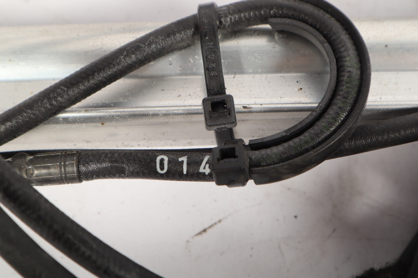 2012 BMW 650I F12 Rear Left Hydraulic Roof Top Main Lift Cylinder OEM