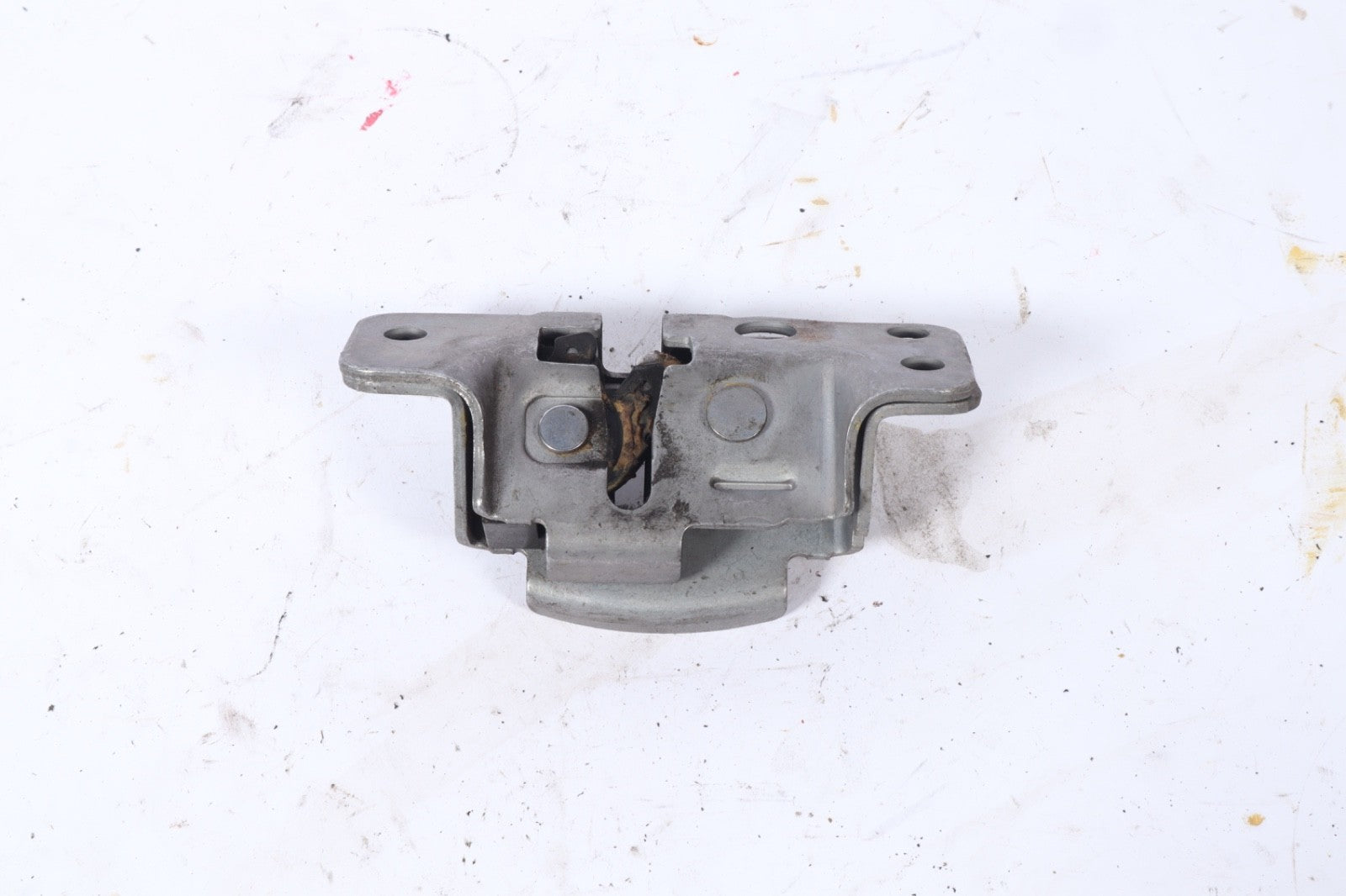 2017 DODGE GRAND CARAVAN REAR LEFT SLIDING DOOR LOCK LATCH CATCH OEM
