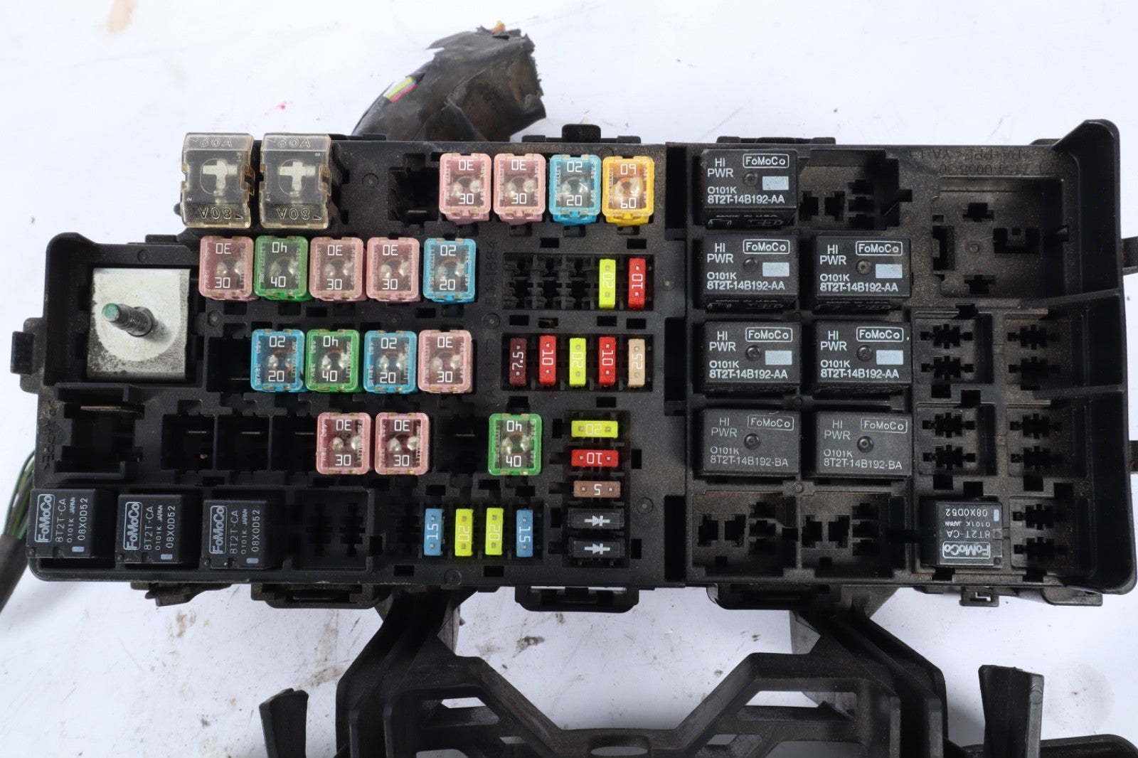 2010-2012 FORD TAURUS FUSEBOX FUSE BOX RELAY MODULE OEM