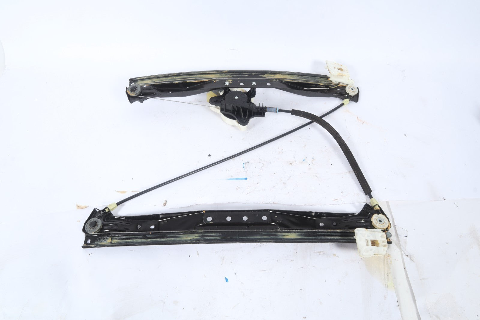 2008-2020 DODGE GRAND CARAVAN WINDOW REGULATOR W MOTOR FRONT RIGHT 3015588D OEM
