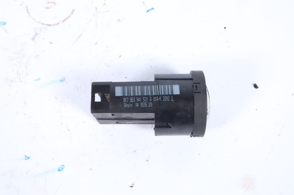 2002-2008 AUDI A4 QUATTRO - Headlight / FOG Light Switch 8E0941531A OEM