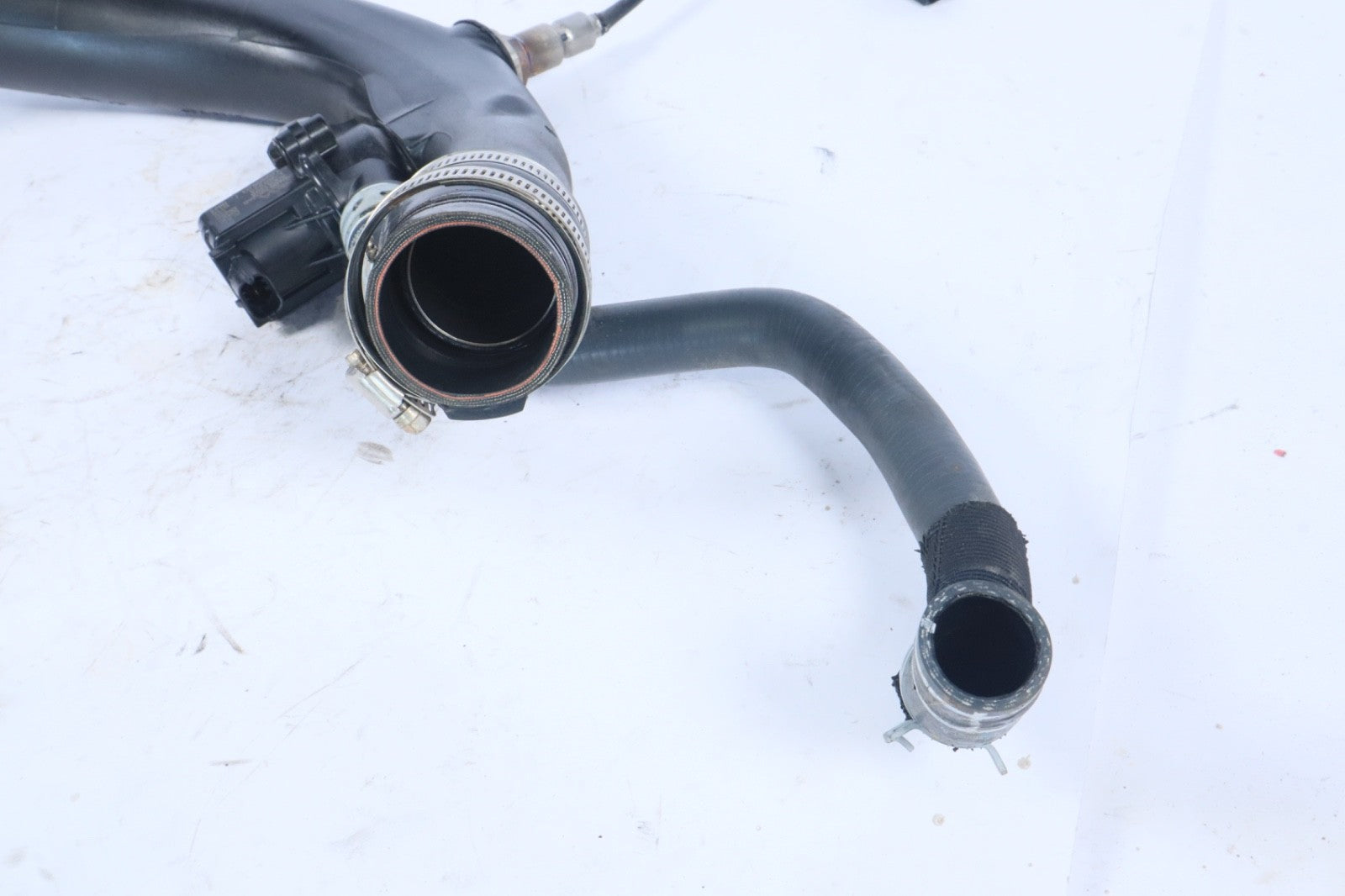 2018-2023 ALFA ROMEO STELVIO 2.0L TURBOCHARGER AIR INLET PIPE HOSE TUBE OEM