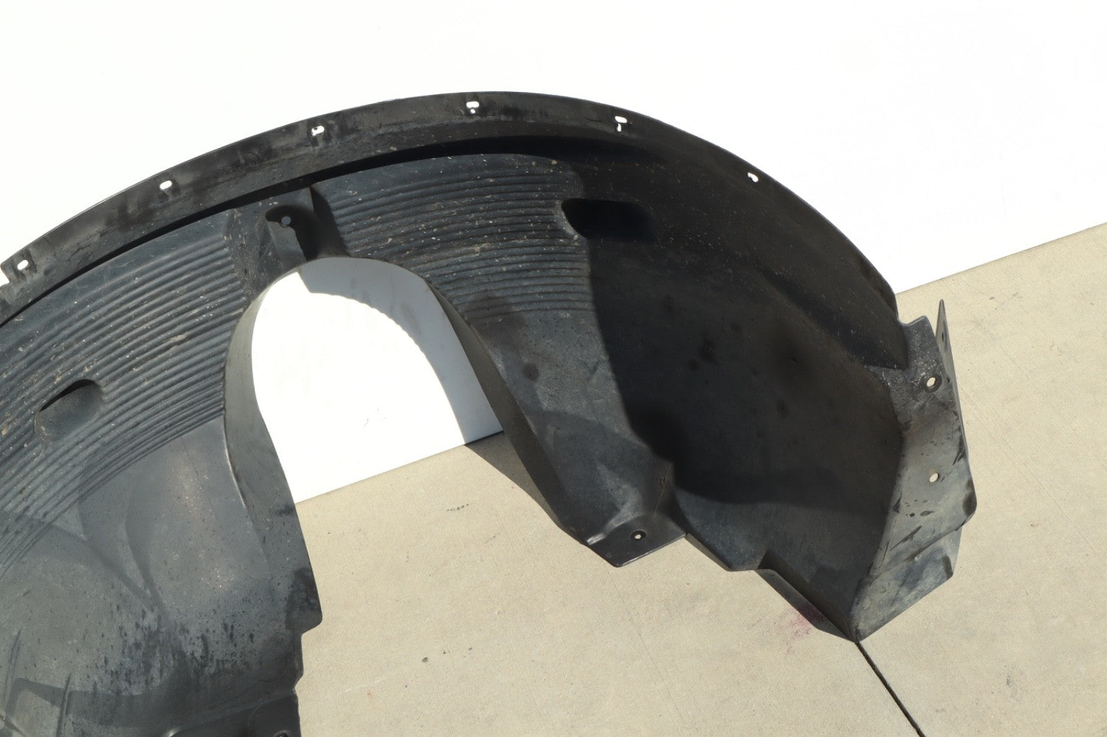 2004-2010 BMW X3 FRONT LEFT & RIGHT FENDER LINER SPLASH SHIELD OEM