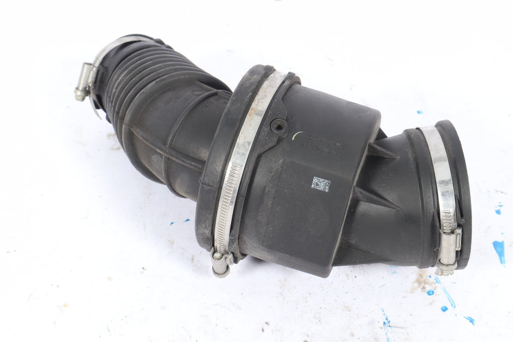 2016-2019 BUICK CASCADA AIR INTAKE HOSE TO TURBOCHARGER OEM 13399812