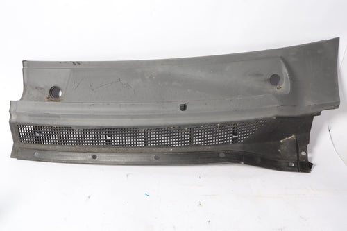 04-15 Nissan Titan Armada Front Left Windshield Top Cowl Cover 66811-7S000 OEM