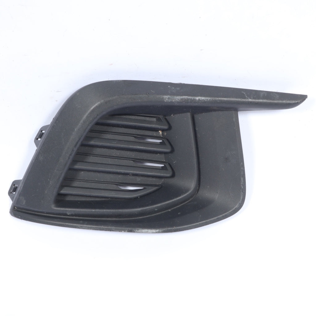 2017-2020 CHEVROLET SONIC RH RIGHT DRIVER SIDE  FOG  LAMP COVER OEM