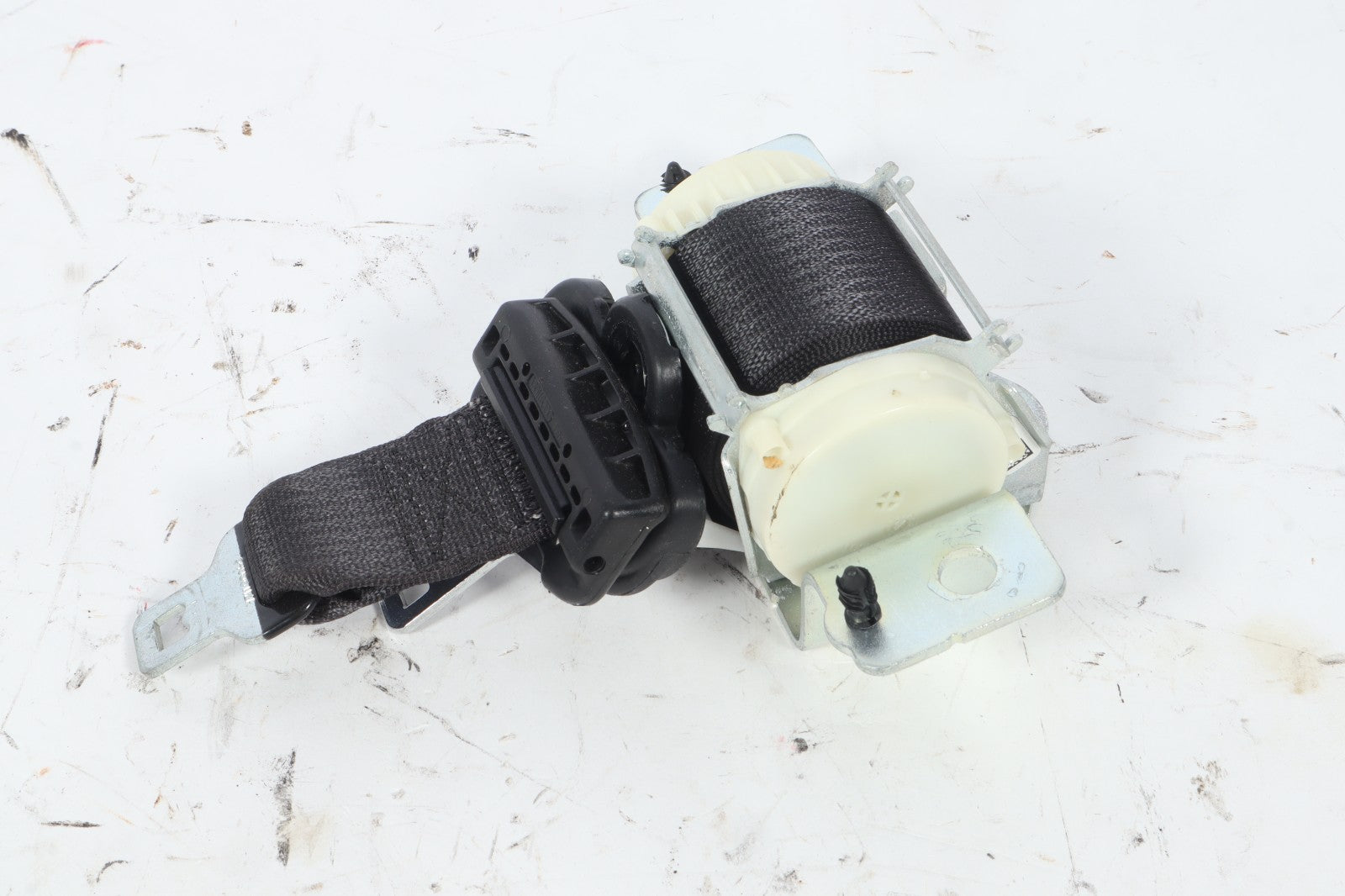 2008 DODGE GRAND CARAVAN REAR CENTER SEAT BELT RETRACTOR OEM P0ZV84DX9AB