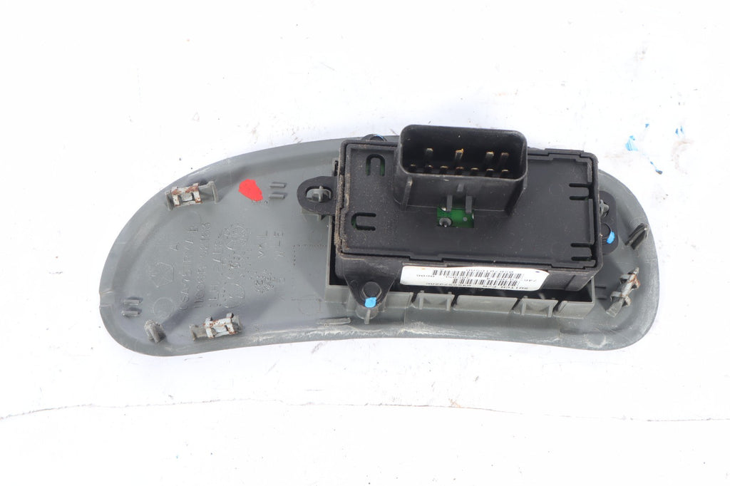 2004-2007 CARAVAN TOWN COUNTRY DRIVER MASTER POWER WINDOW  SWITCH OEM OSB701D5AD