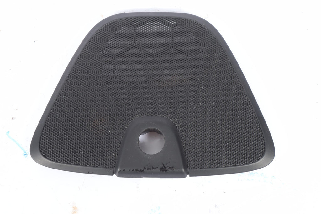 2016–2019 BUICK CASCADA CENTER SPEAKER GRILLE W/SUNLOAD SENSOR OEM 13255440