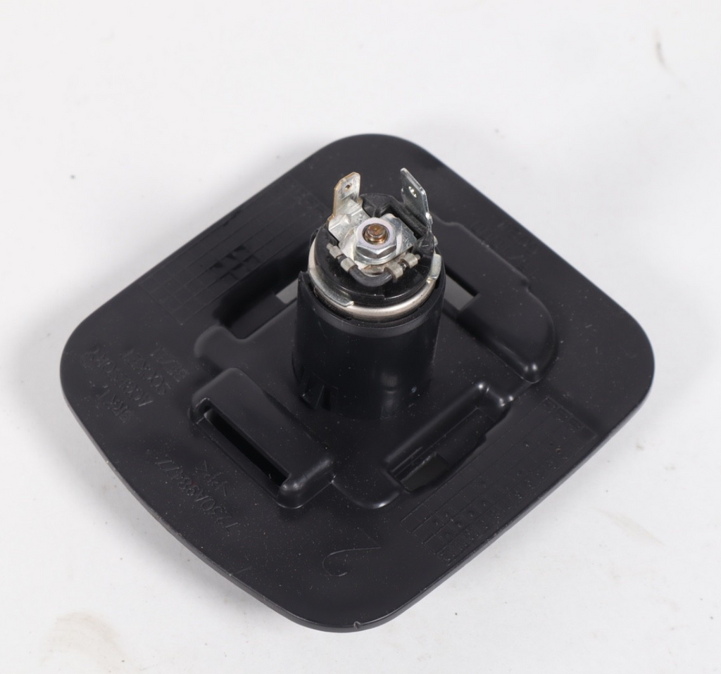 2014-2020 Mitsubishi Outlander Power Outlet 12V 120W Genuine OEM 7230A984ZZ