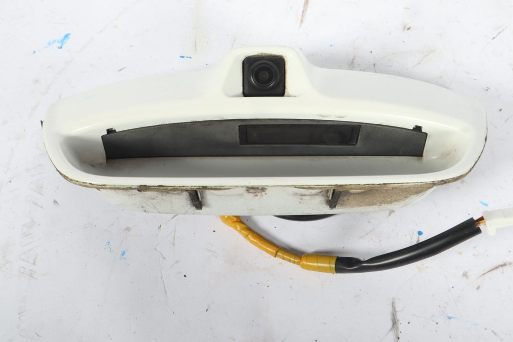 2013-2017 NISSAN LEAF SILVER REAR HATCH LIFT HANDLE WITH CAMERA 906063NF1A OEM