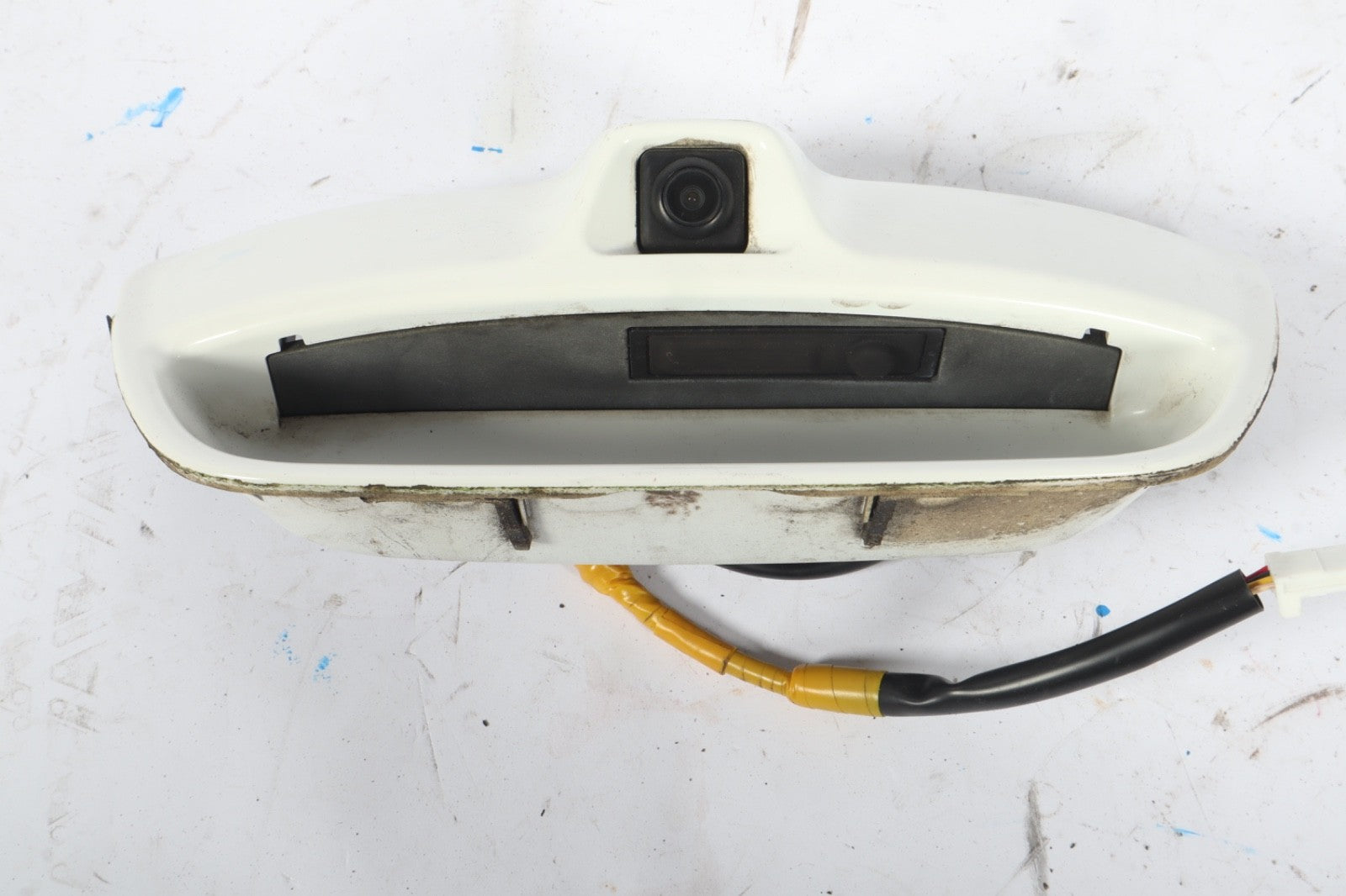 2013-2017 NISSAN LEAF SILVER REAR HATCH LIFT HANDLE WITH CAMERA 906063NF1A OEM
