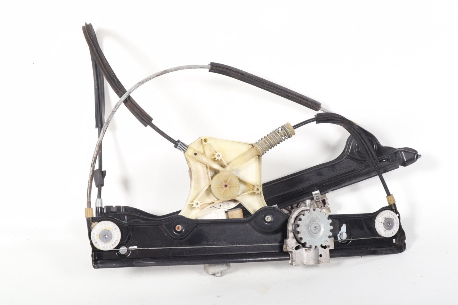 2012-2018 BMW 650i FRONT LEFT DRIVER DOOR WINDOW REGULATOR W/ MOTOR OEM 7304521