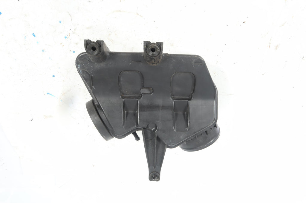 2015 DODGE GRAND CARAVAN 3.6 AIR CLEANER OUTLET DUCT INTAKE RESONATOR 04861731AC