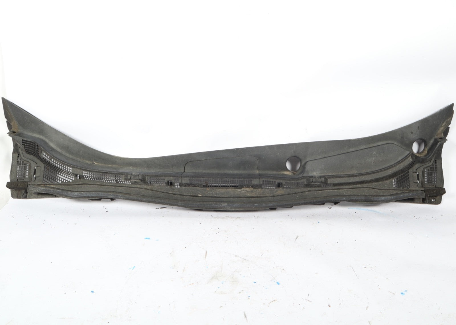2013-2017 Nissan Leaf Cowl Panel Cover Grille Air Inlet Genuine OEM 668623NF0A