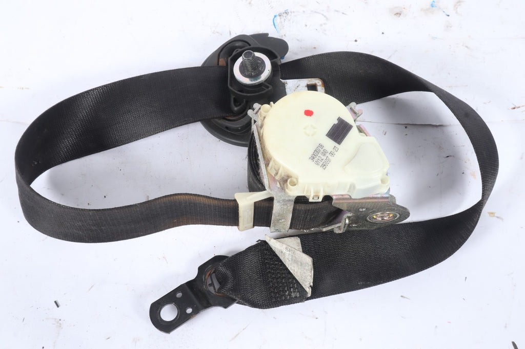 2004 - 2010 BMW X3 E83 FRONT LEFT DRIVER SEAT BELT RETRACTOR 33033301 OEM
